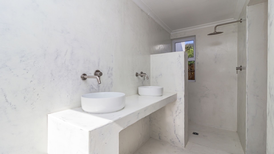 4 Bedroom Property for Sale in Kleinmond Western Cape